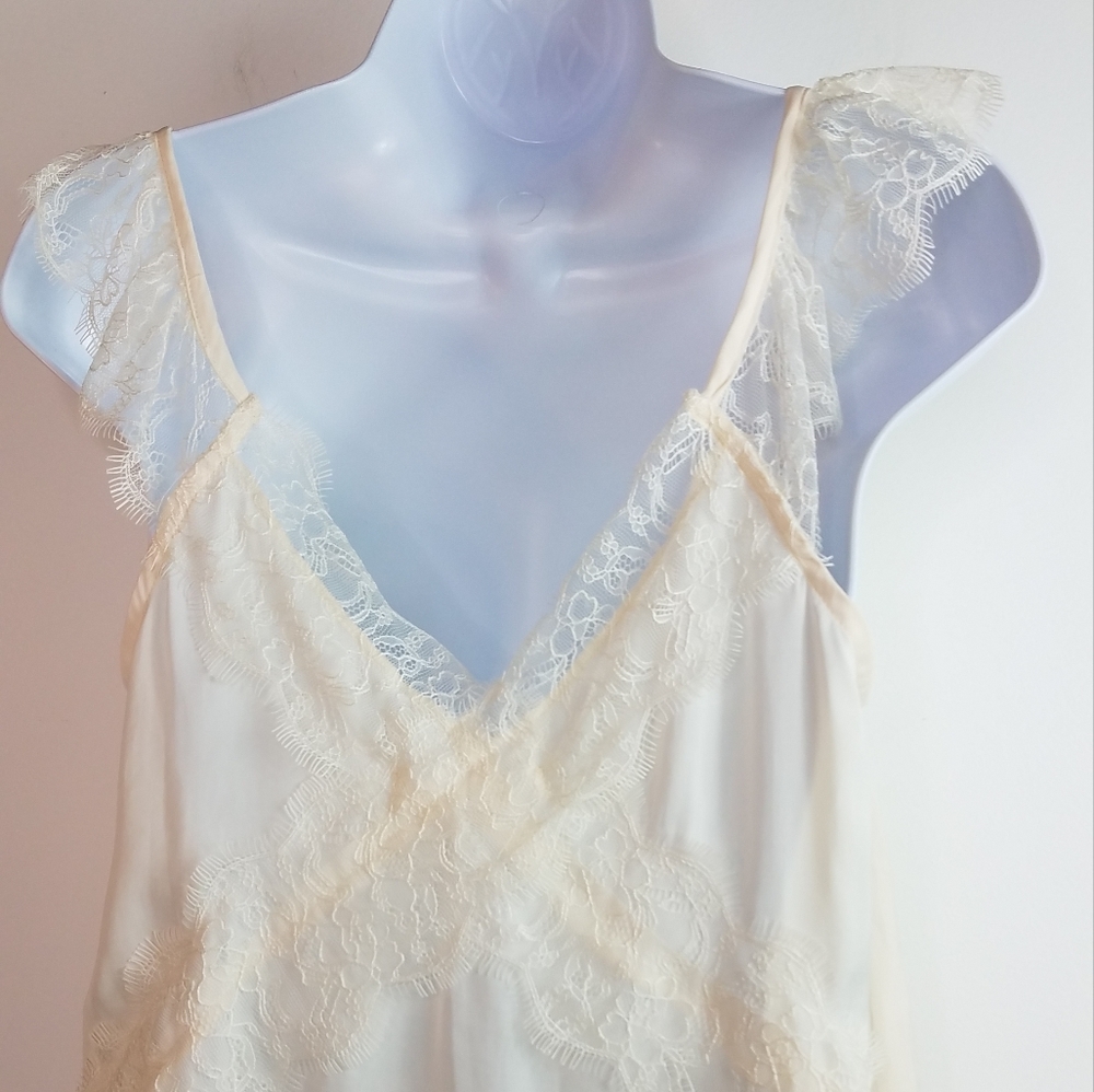Vici Love Language Lace Camisole in Ecru - Picture 13 of 13